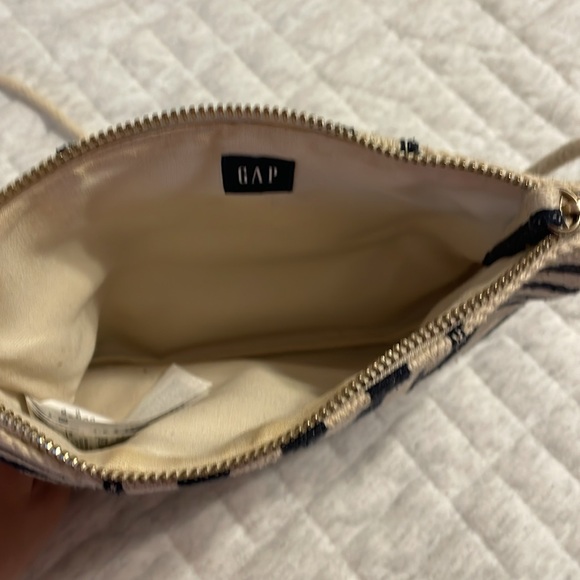 GAP Women's navy & Creme Striped Canvas Zip Strappy CrossBody Bag - Picture 5 of 5